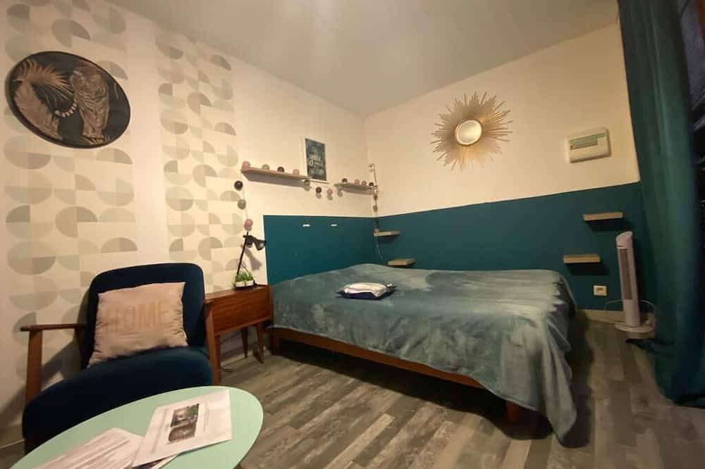 Ganze Wohnung, Elegantes Loft mit Wifi, Tv - eine private Terrasse, eingebettet in einen Innenhof in Lunel, Mittelmeerküste (Frankreich)