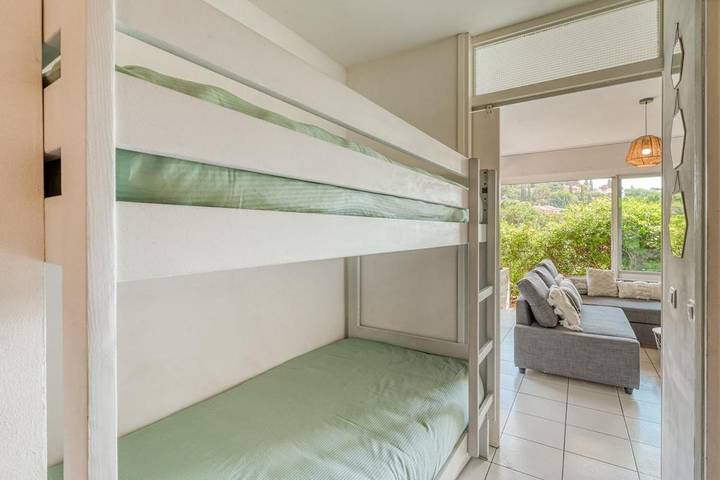 Gîte pour 4 personnes, avec terrasse et vue, animaux acceptés dans Plage de La Fossette - 4