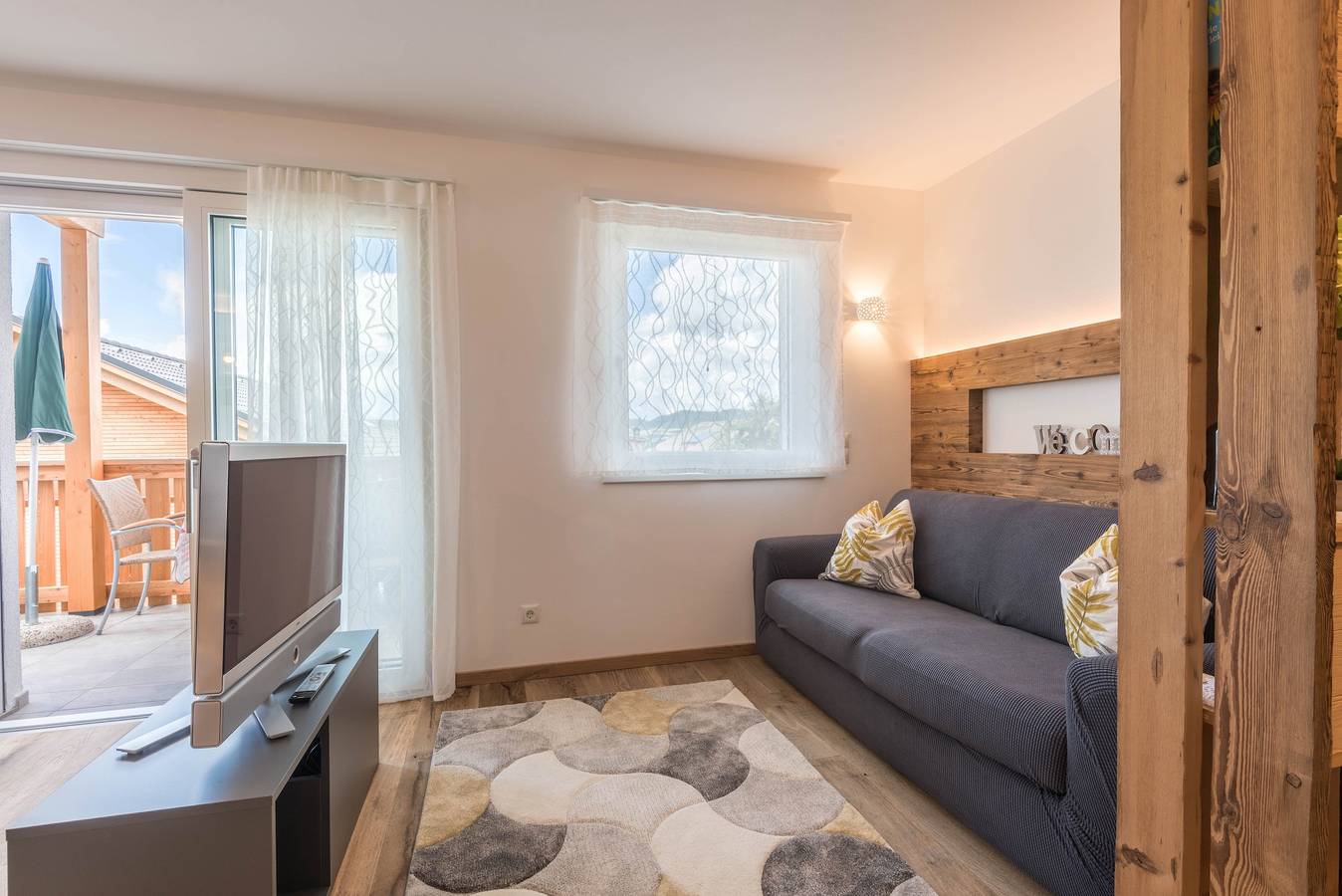 Appartamento intero, Appartamento di vacanza "Roderer" con vista sulle montagne, Wi-Fi, balconi e terrazza in Umes, Fiè allo Sciliar