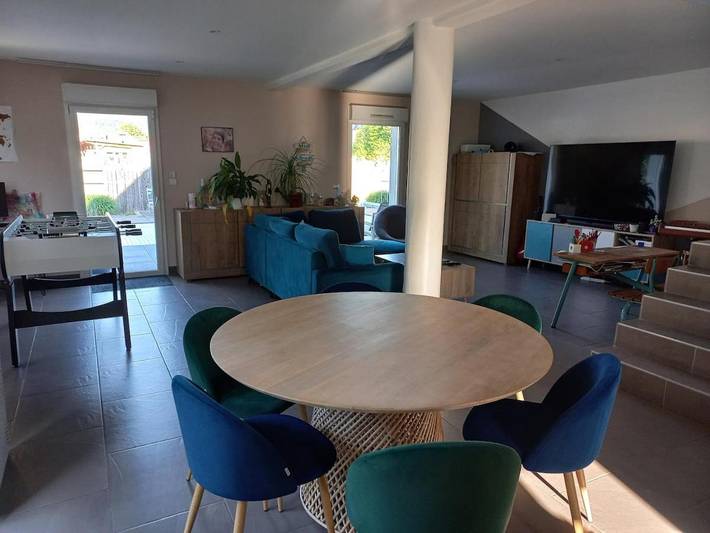 Location de vacances pour 8 personnes, avec jacuzzi ainsi que piscine et jardin à Issenheim - 4