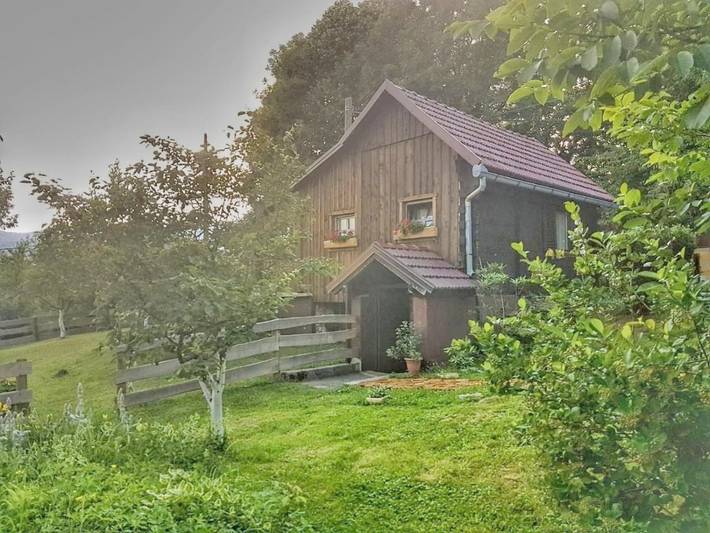 Maison de campagne pour 2 personnes, avec jardin et vue dans Poljanak