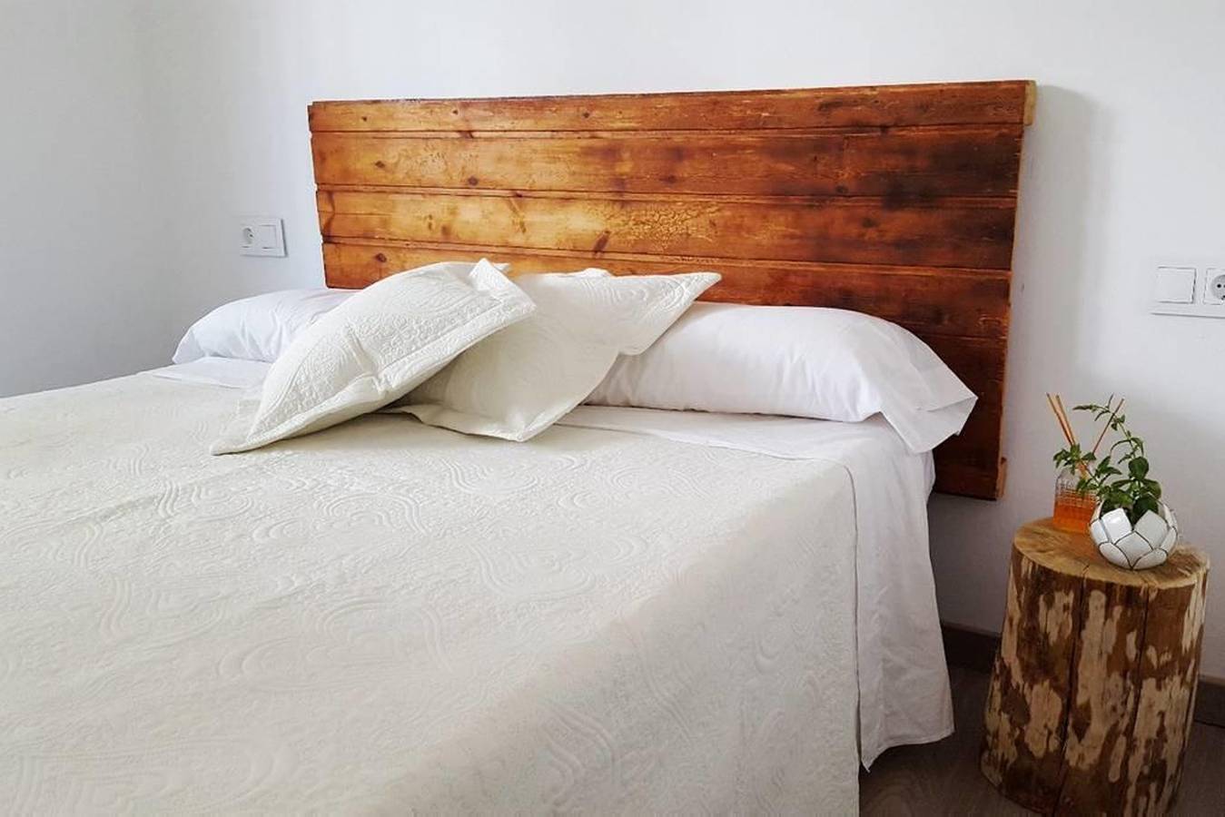 Villa Encantadora en El Vendrell + Piscina in Vendrell, Costa Dorada
