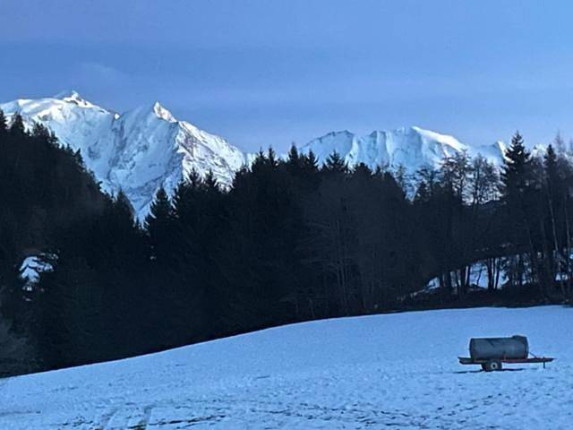 Chalet pour 8 personnes, avec Balcon et Terrasse ainsi que Jardin et Vue à Sallanches - 3