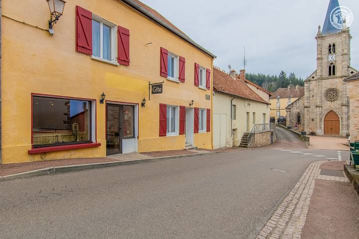Gîte pour 15 personnes, avec jardin