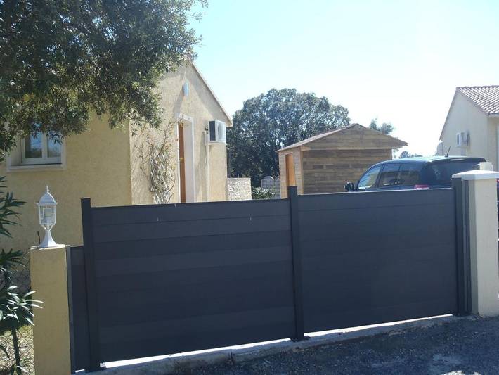 Location de vacances pour 5 personnes, avec jardin à Ucciani - 3