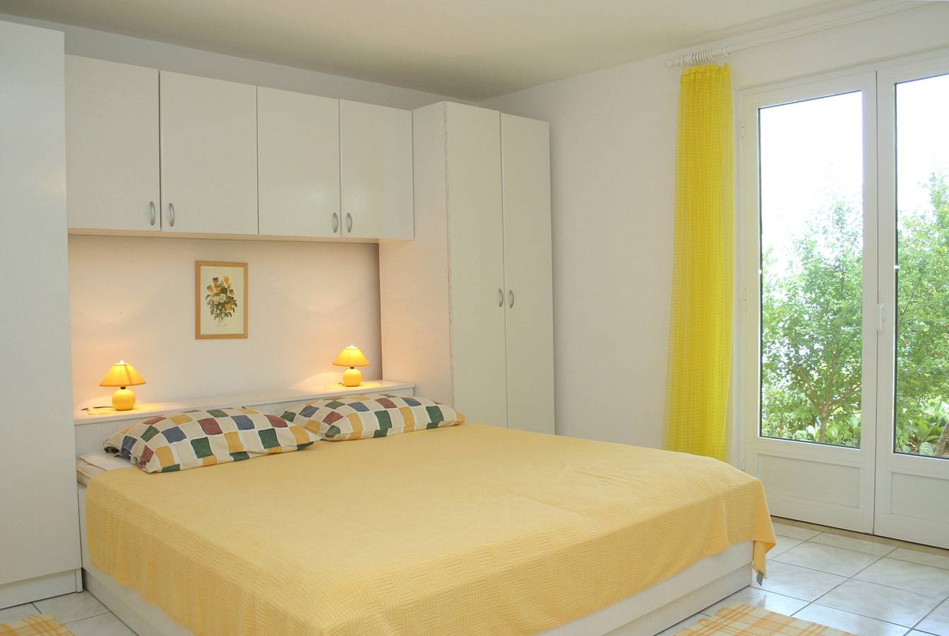 Ganze Wohnung, 2-Zimmer-Ferienwohnung am Strand Kuciste - Perna, Peljesac A-4542-c in Kuciste, Dubrovnik-Neretva