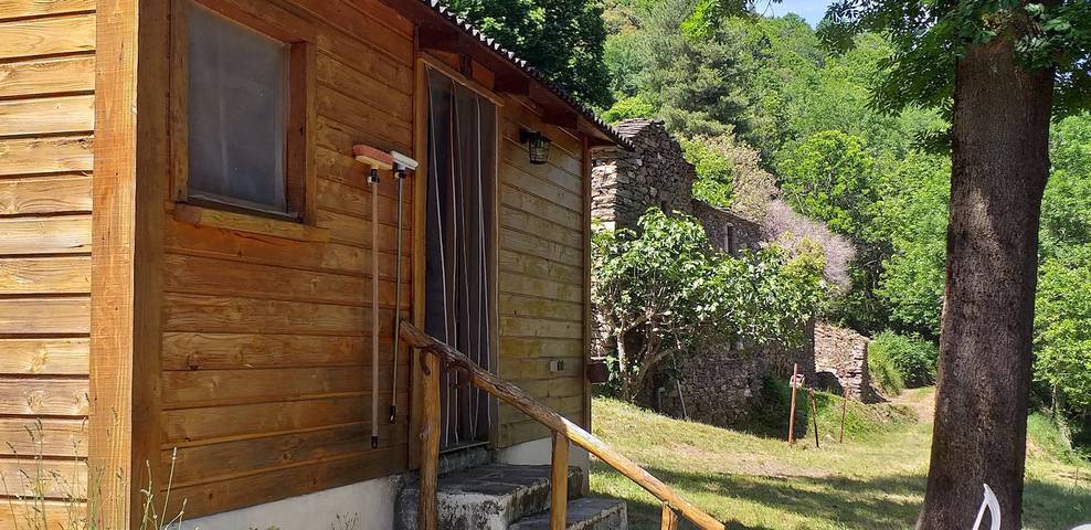 Chalet pour 4 personnes, avec jardin dans Lozère - 2