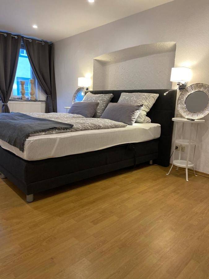 Ferienwohnung für 5 Personen, mit Balkon und Terrasse in Ochsenfurt - 3