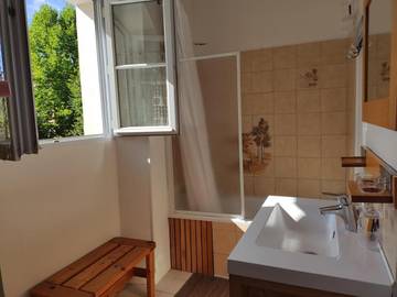 Gîte pour 2 personnes, avec vue et balcon à Nemours