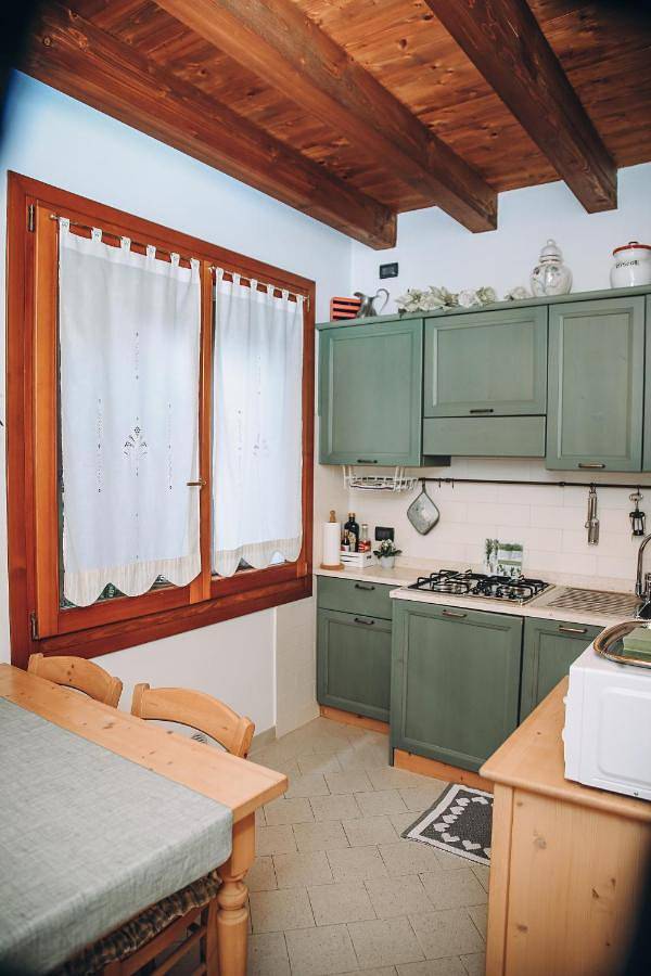 Location de vacances pour 2 personnes, avec terrasse et jardin, animaux acceptés à Pieve di Soligo - 4