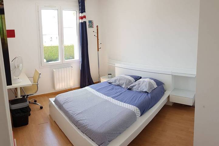 Location de vacances pour 10 personnes, avec jardin à La Jarrie - 4