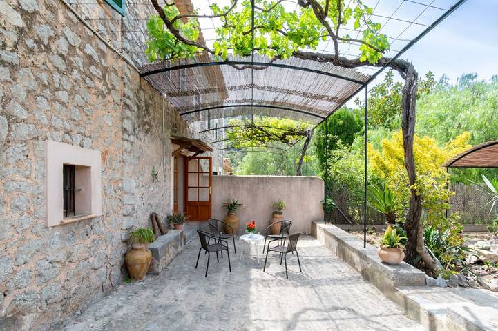 Ferienhaus 'Ca'n Repic' mit Bergblick, privater Terrasse und Wlan in Port de Sóller, Sóller