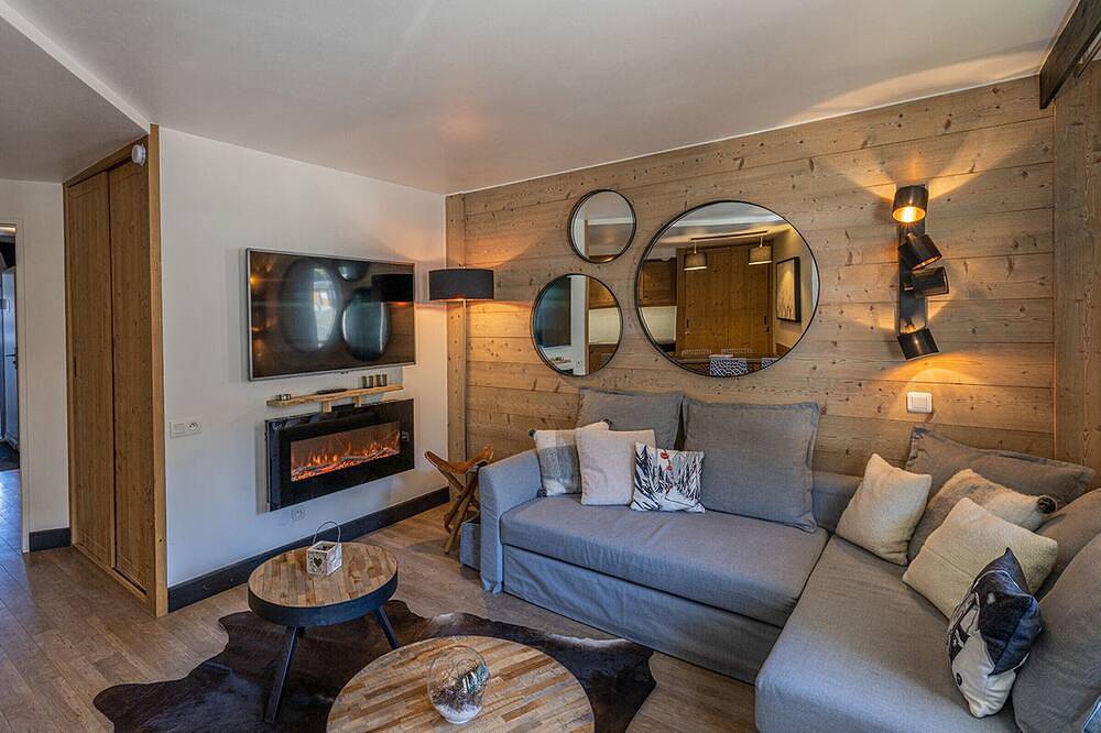 Ganze Wohnung, Renoviertes Apartment im Zentrum von La Tania, direkt an den Pisten für 4 Personen in La Tania, La Perrière