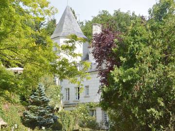 Gîte pour 4 personnes, avec sauna et jardin à Chênehutte-Trèves-Cunault