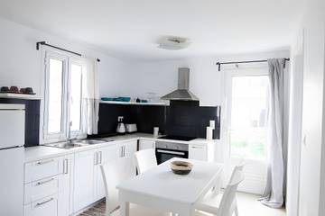 Vakantieappartement voor 4 Personen in Kamari, Santorini, Afbeelding 3