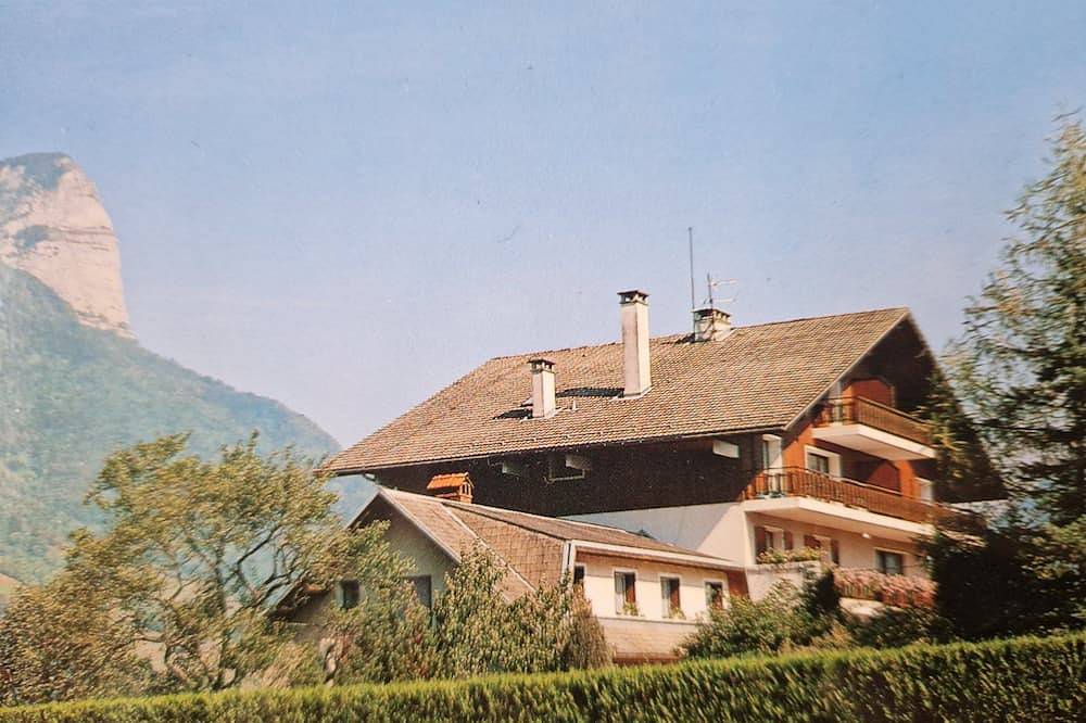 Appartement entier, Evasion nature entre Lacs et Montagnes, proche Annecy. Idéal pour les familles ! in Alex (Annecy), Région d'Annecy