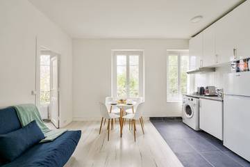 Location De Vacances pour 5 Personnes dans Nanterre, Hauts-de-Seine, Photo 1