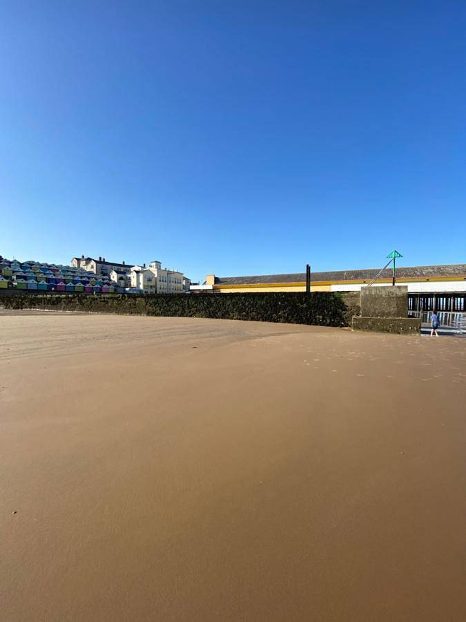 Entire apartment, One-Bedroom Apartment in Frinton and Walton, Essex
