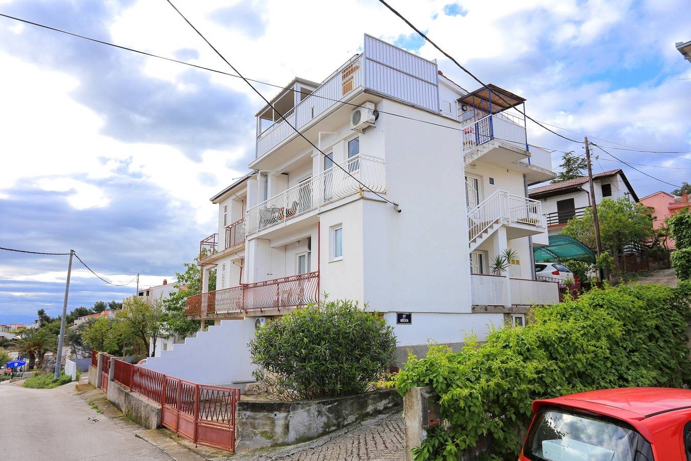 Entire apartment, Two bedroom apartment with balcony and sea view Arbanija, Čiovo A-15595-a in Arbanija, Ciovo