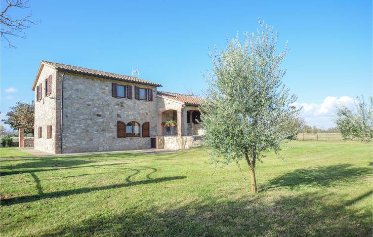 Apartamento vacacional entero, Acogedor apartamento de 70 m2 con aparcamiento, jardín e Internet - A 1,5 km del río Nestore in Marsciano, Provincia de Perugia