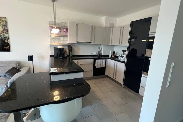 Ferienwohnung für 4 Personen, mit Balkon und Terrasse sowie Garten und Ausblick