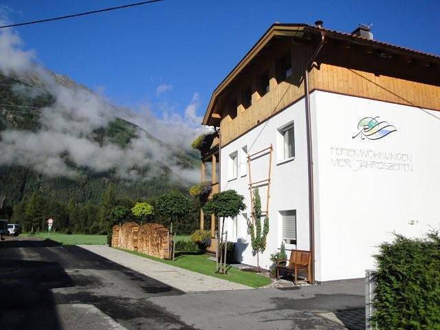 Ferienwohnung für 4 Personen, mit Garten im Ötztal