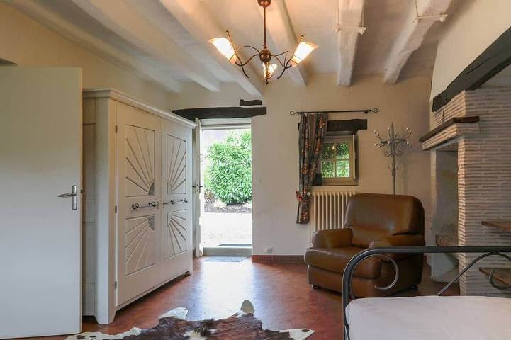 Location de vacances pour 4 personnes, avec balcon ainsi que jardin et piscine, animaux acceptés à Continvoir - 4