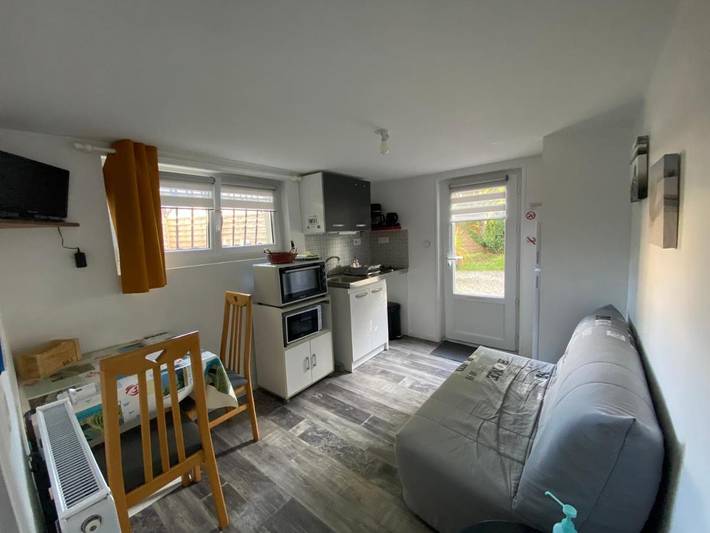 Gîte pour 2 personnes, avec jardin et vue à Saint-Georges-de-Pointindoux