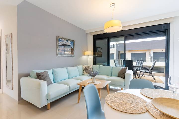 Vakantieappartement voor 6 personen, with Balkon and Terras as well as Zwembad in Pilar de la Horadada