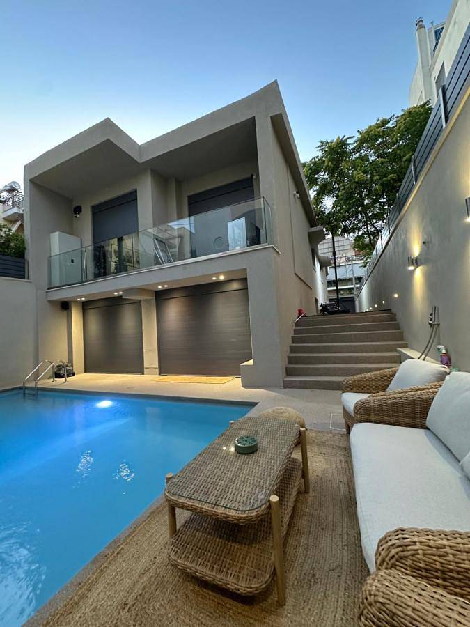 Villa für 4 Personen, mit Garten und Kinderpool sowie Whirlpool und Pool in Athen