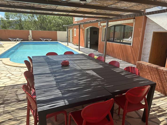 Gîte pour 20 personnes, avec piscine et terrasse à Bosc - 2