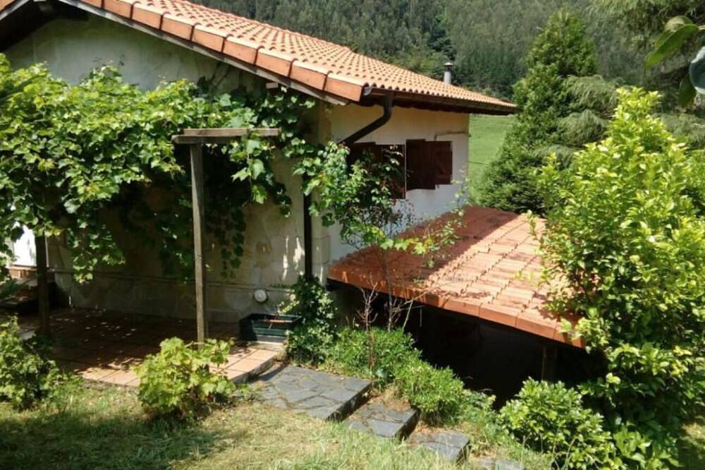 Casa De Campo Las Rozas in Puente Viesgo, Costa de Cantabria