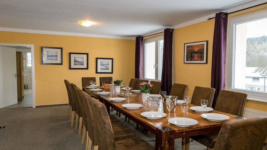Ferienhaus für 16 Personen, mit Sauna und Terrasse - 1