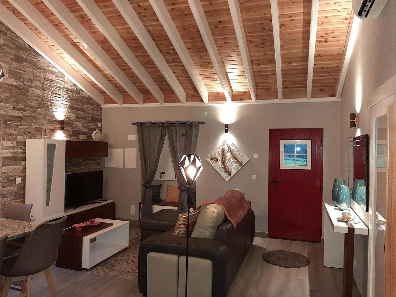 Ferienhaus 'Casa Das Cales' mit Meerblick, Wlan und Klimaanlage in Altares, Terceira (Azoren)