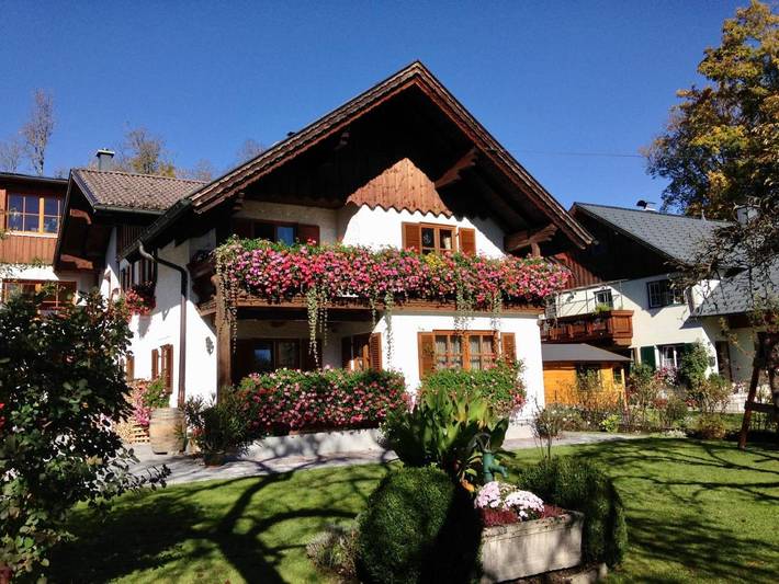 Ferienwohnung für 2 Personen, mit Terrasse und Ausblick in Sankt Wolfgang im Salzkammergut
