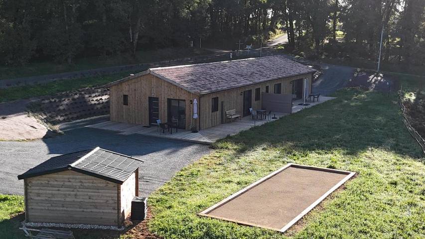 Location de vacances pour 4 personnes, avec terrasse et vue, animaux acceptés à Saint-Avit-Sénieur - 2