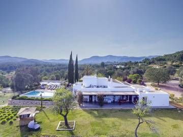Villa in Santa Eulària des Riu, Ibiza Osten für 18 