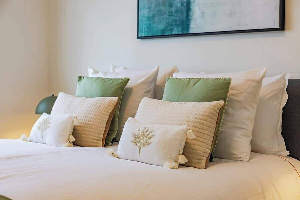 Ganze Wohnung, Luxurious 2-Br flat Near Nato & Eu in Schaerbeek - Schaarbeek, Flandern