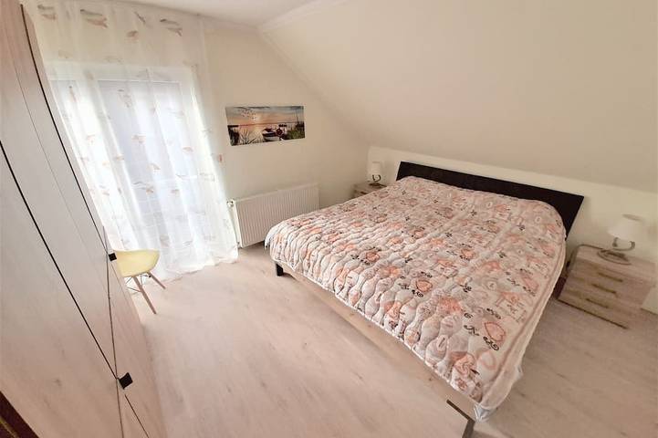 Ferienhaus für 7 Personen, mit Terrasse und Sauna sowie Garten in Jemgum - 2