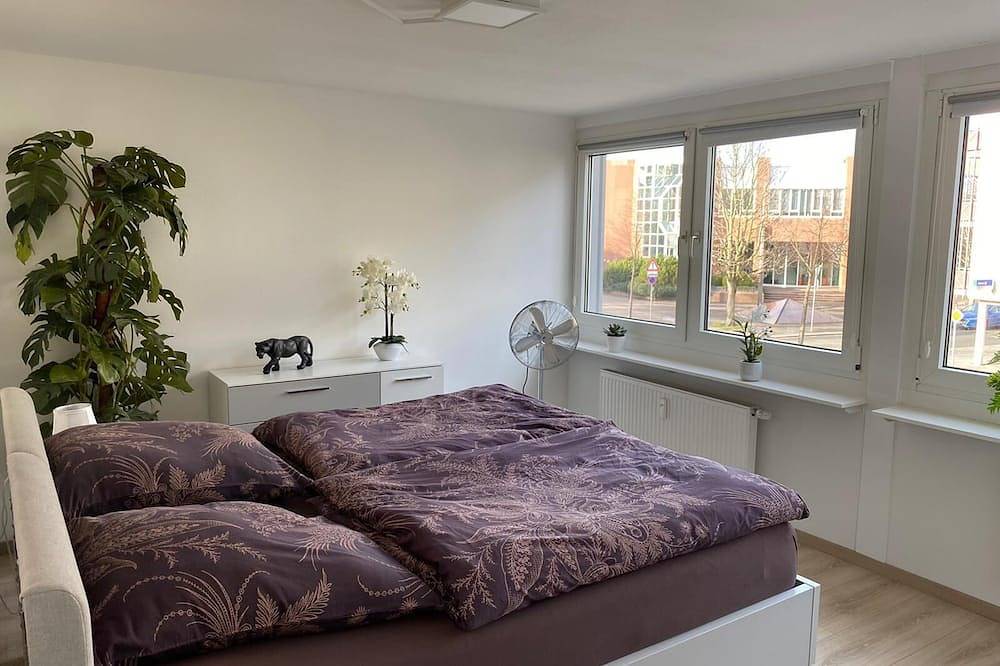 Ganze Wohnung, Kl26: Modern 2 Bedroom Downtown Apartment in Kaiserslautern, Saar-Nahe-Bergland