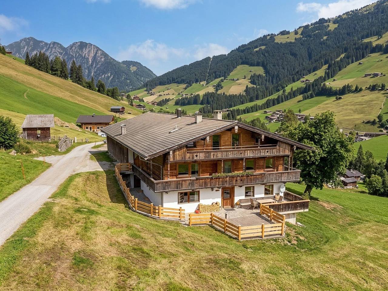 Ganze Wohnung, Bauernhaus Apartment mit traumhaftem Bergblick in Inneralpbach, Alpbach
