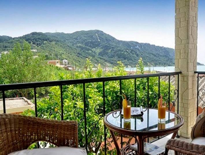 Ferienhaus für 4 Personen, mit Balkon und Ausblick - 1