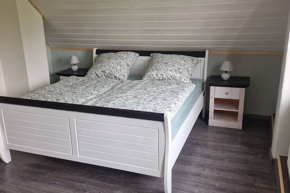 Ganze Wohnung, Ferienwohnung Beckenhölzle - großzügig, familienfreundlich & umgeben von Natur in Kißlegg, Region Bodensee-Oberschwaben