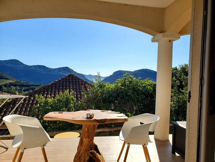 Chambre d’hôte pour 2 personnes, avec Balcon et Jacuzzi ainsi que Terrasse et Jardin dans Haute-Corse