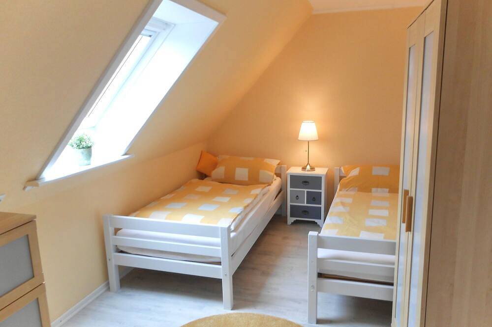Ganze Wohnung, Unser Haus am Deich - Meerblick - Meerblick in Nordstrand (Gemeinde), Nordstrand