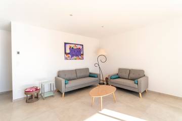 Appartement De Vacances pour 2 Personnes dans Saint-Geniès-de-Malgoirès, Région de Nîmes, Photo 4