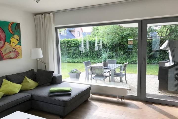 Ganze Wohnung, Großzügiges 3-Zimmer-Appartement mit Terrasse und Garten in Wenningstedt in Wenningstedt, Sylt