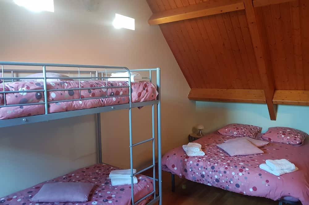 Gîte piscine couverte à Wissant Côte d'Opale max 16 personnes enfants compris in Wissant, Région de Boulogne-sur-Mer