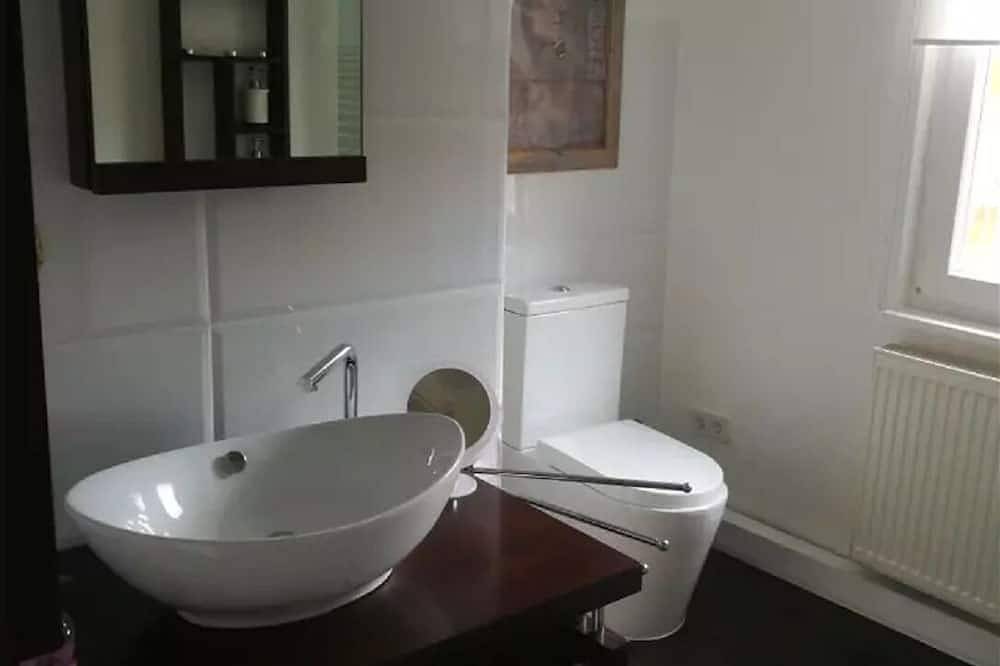 Ganze Wohnung, Wunderschönes Doppelzimmer in historischer Altstadt in Oberursel (Taunus), Hochtaunuskreis