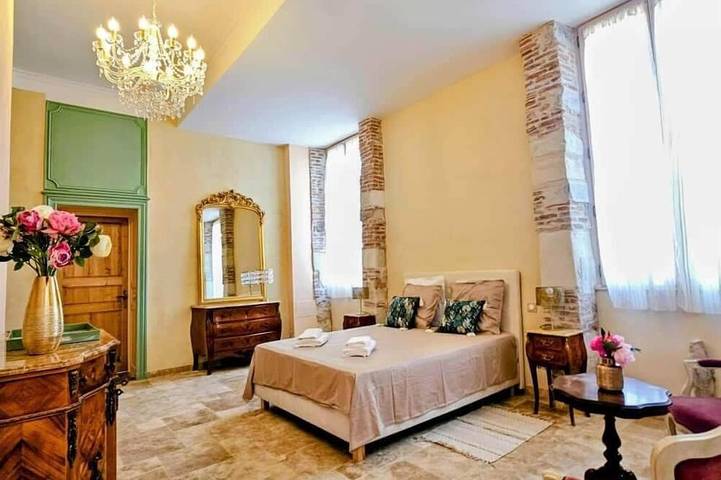 Location de vacances pour 2 personnes, avec sauna et jacuzzi à Vicq-d'Auribat